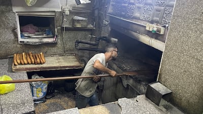 It's a labour of love for Nasser Suneina producing Jerusalem kaek in cramped, poorly ventilated conditions