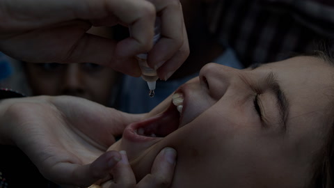 UN polio convoy in Gaza rammed by Israeli forces