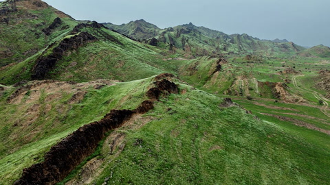 Saudi Arabia's Makkah mountains turn green after rain